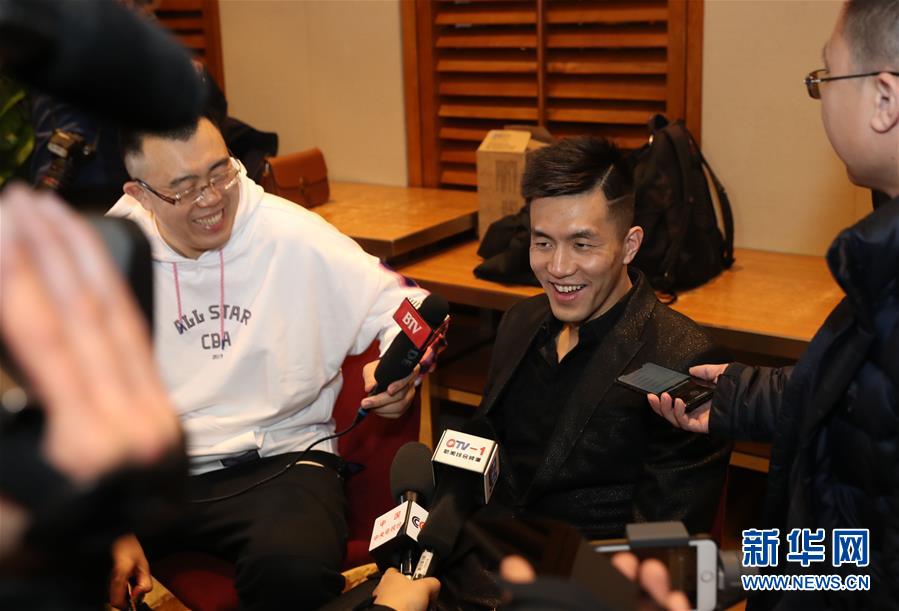 并通过新的