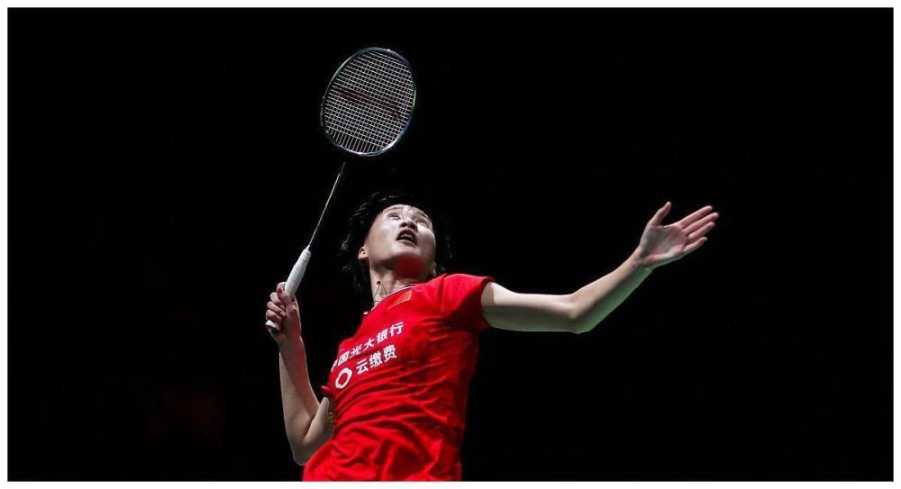 让肩部和眼 让肩部和眼